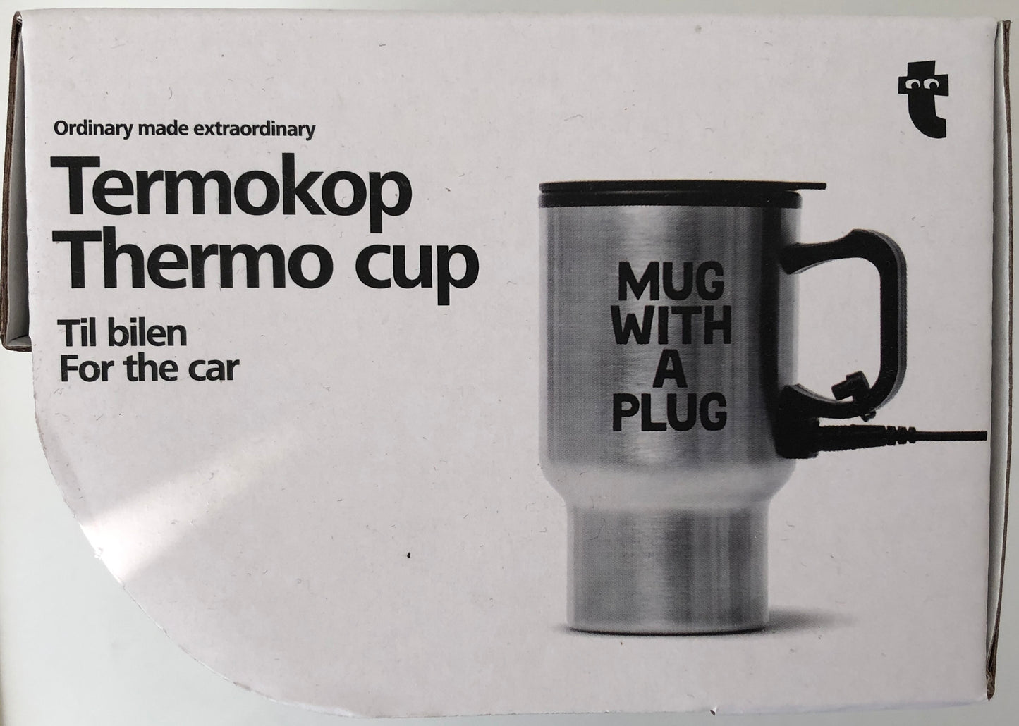 Mug with a plug